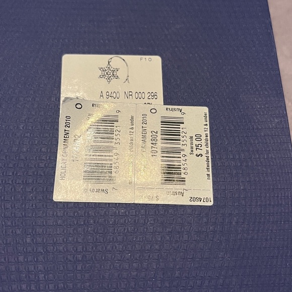 Swarovski 2010 Christmas Ornament LE - Picture 7 of 7